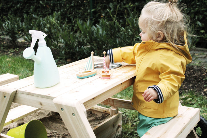 Sandkasten mit Sitzgruppe & Matschtisch – 3-in-1 Outdoor-Spielspaß