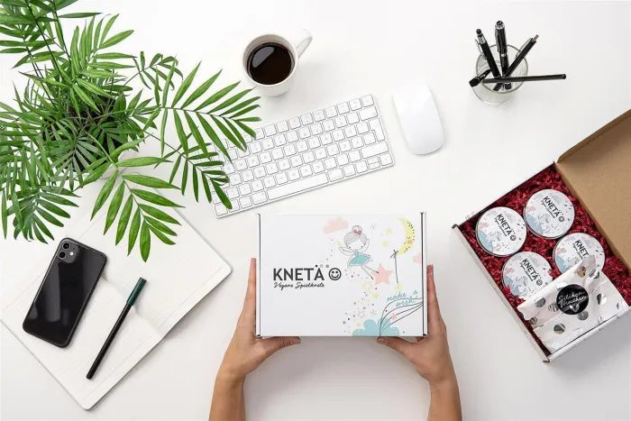 KNETÄ 4er-Box Dino – kreativer Knetspaß für kleine Dinosaurierfans