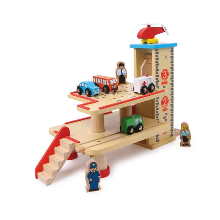 Bahnhof und Parkhaus